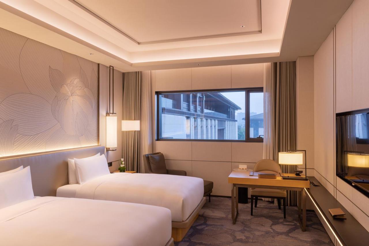 แกรน เมเลีย เฉิงตู Hotel ภายนอก รูปภาพ